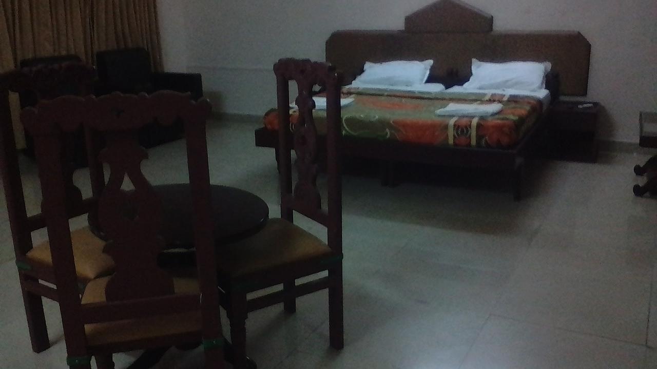 Hotel Nuhman Kondotty ภายนอก รูปภาพ