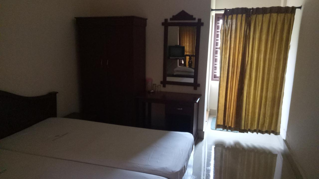 Hotel Nuhman Kondotty ภายนอก รูปภาพ